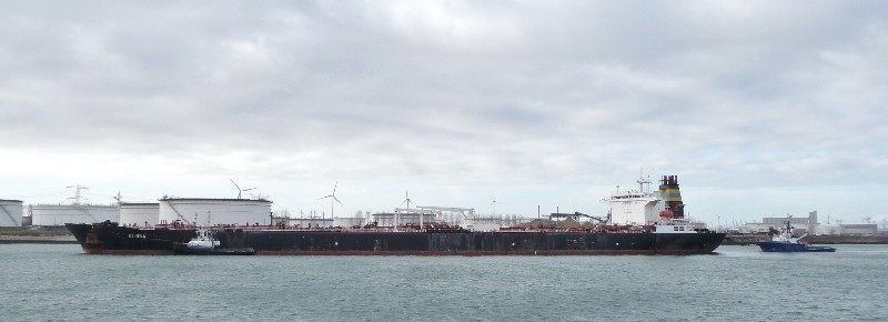 MAMOETH TANKER OLINDA