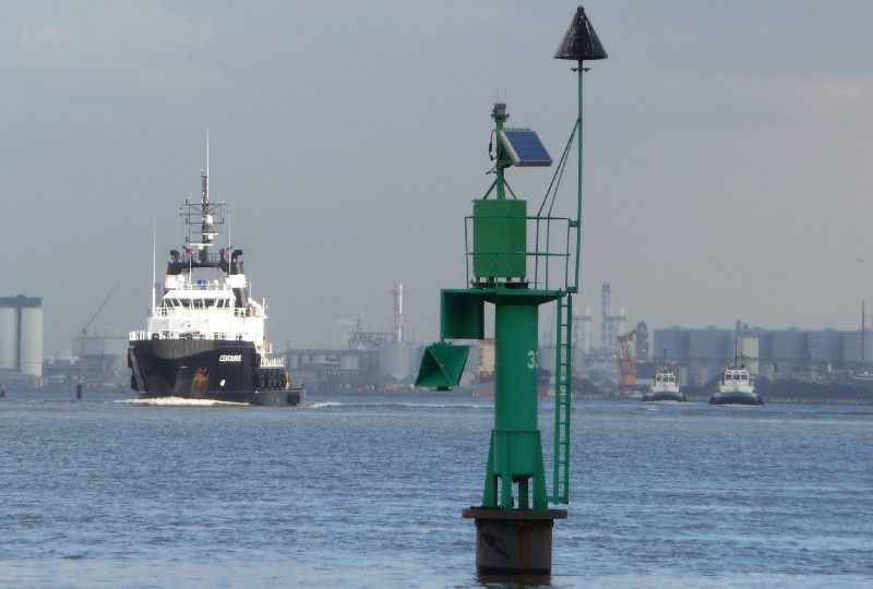 CENTAURUS KOMT BINNEN IN ROTTERDAM