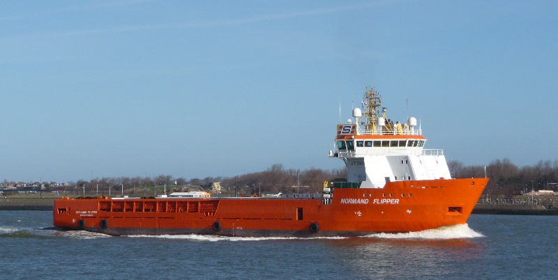 NORMAND-FLIPPER onderweg naar rotterdam