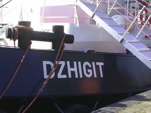 duw-sleepboot dzhigit