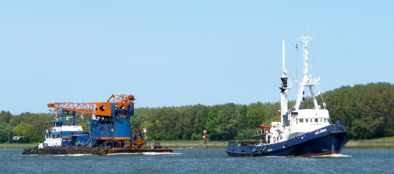 BALTIC- WARRIOR  met sleep met de bestemming  MOERDIJK