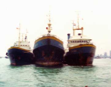 De Hudson, de Noordzee en de opgelegde  Zwartezee in 1983 te Singapore 