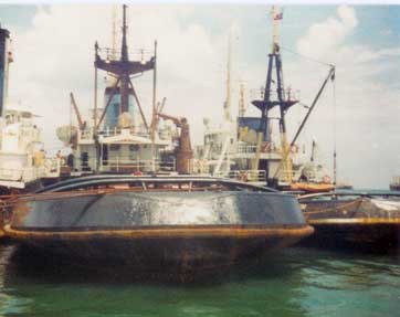 De Hudson, de Noordzee en de opgelegde  Zwartezee in 1983 te Singapore 